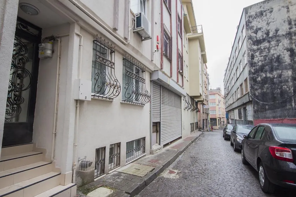 Carina Apart Hotel Istanbul 3*,